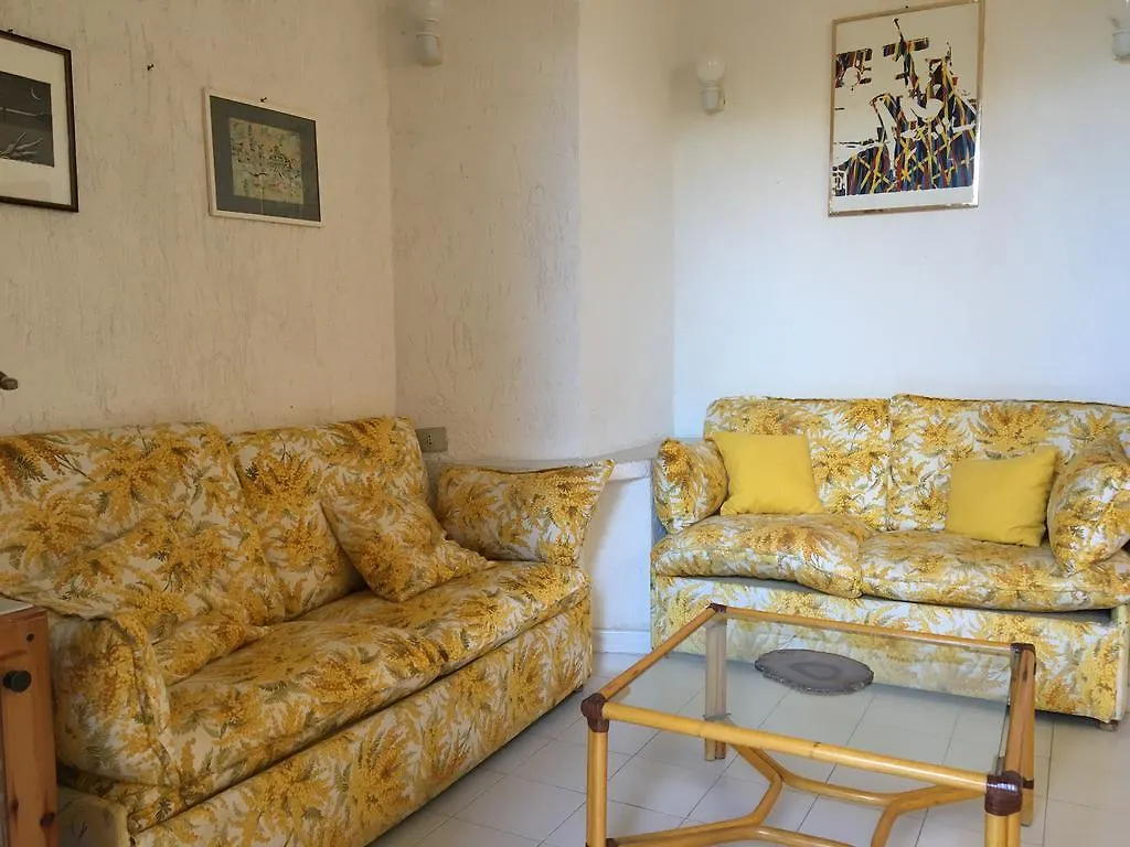 Residence Baia Santa Reparata Санта-Тереза-Галлура